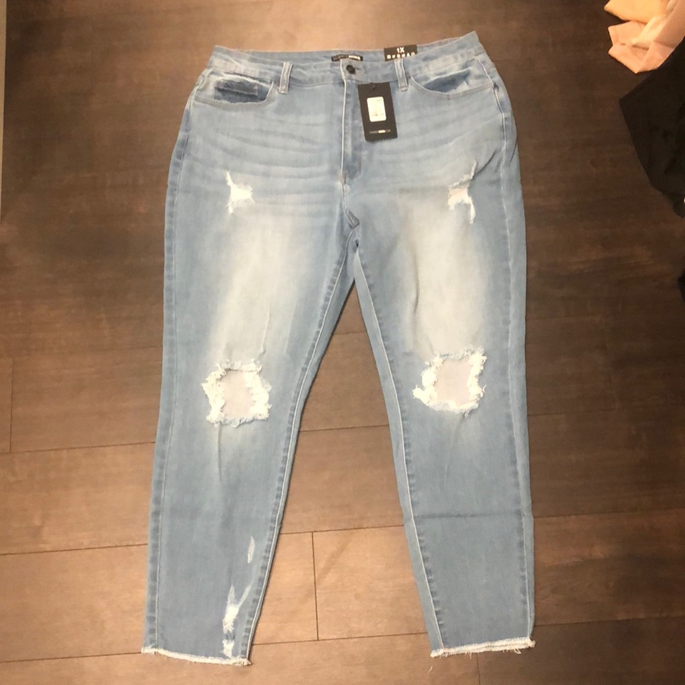 Fashionnova Distressed Denim Jeans New with Tags